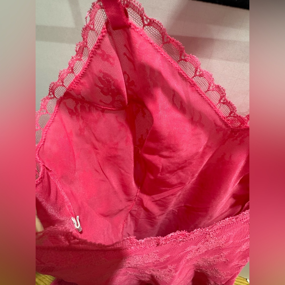 Vintage vanity fair hot pink Pink Lace Slip Dress size 32 small - Picture 6 of 9